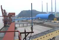 RF modems transmit data between central control and ship-side coal unload machines 350-500 meters away